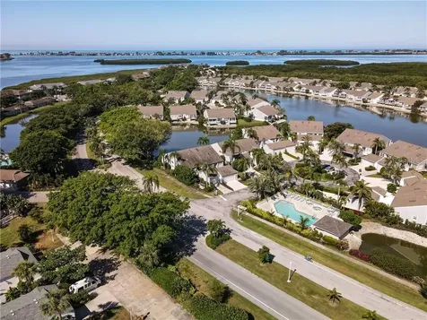1014 Ibis Court Bradenton FL 34209
