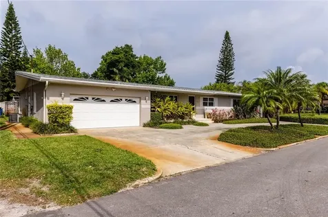 772 56th Street N St Petersburg FL 33710