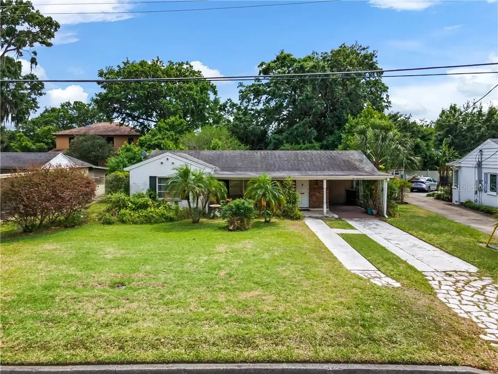 906 Clayton Street Orlando FL 32804
