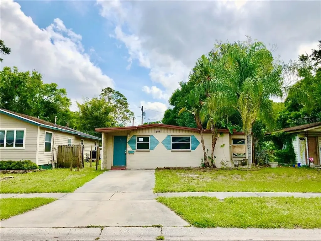 144 SW Monroe Circle N St Petersburg FL 33703
