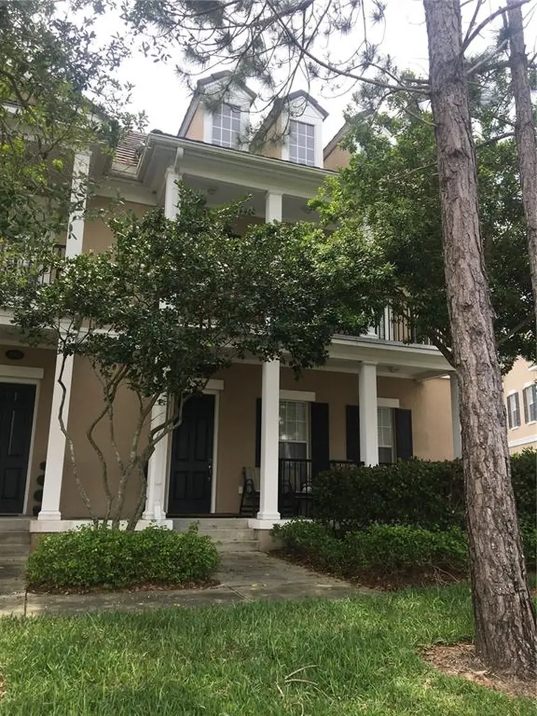 205 Newbury Place N St Petersburg FL 33716