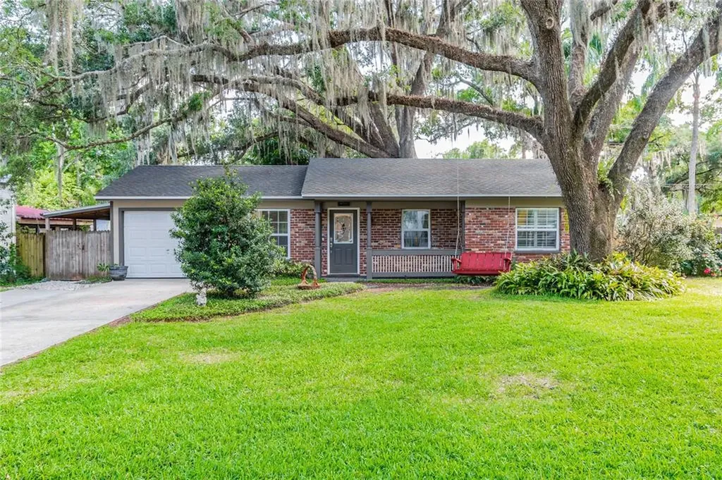 311 Belle View Avenue Temple Terrace FL 33617
