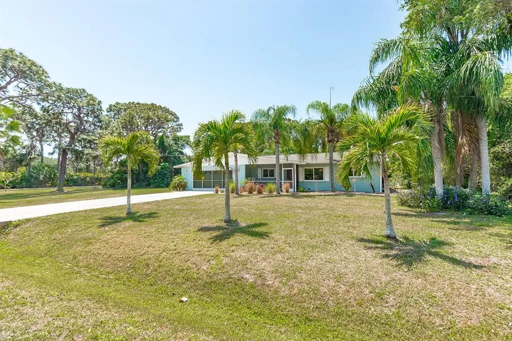 1251 Larchmont Drive Englewood FL 34223