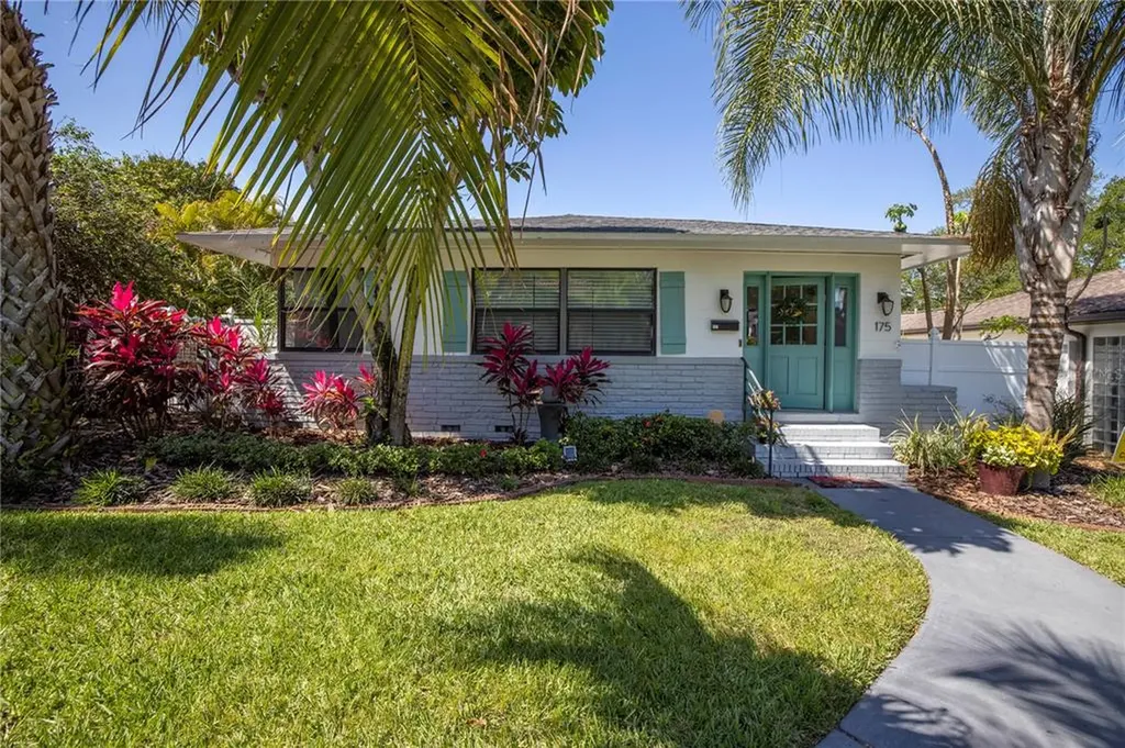 175 28th Avenue N St Petersburg FL 33704