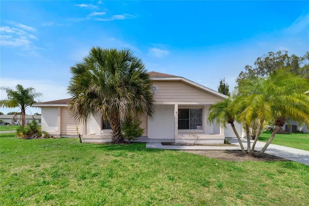 79 Alameda Drive Kissimmee FL 34743