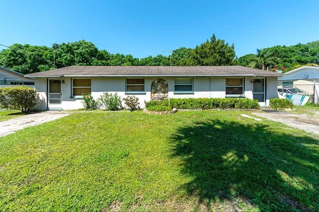 1122 Hagle Park Road Bradenton FL 34212