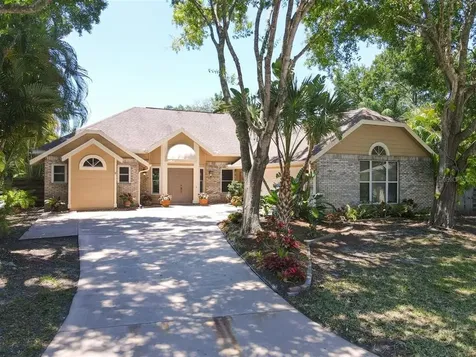 4804 Cypress Lake Court Sarasota FL 34243