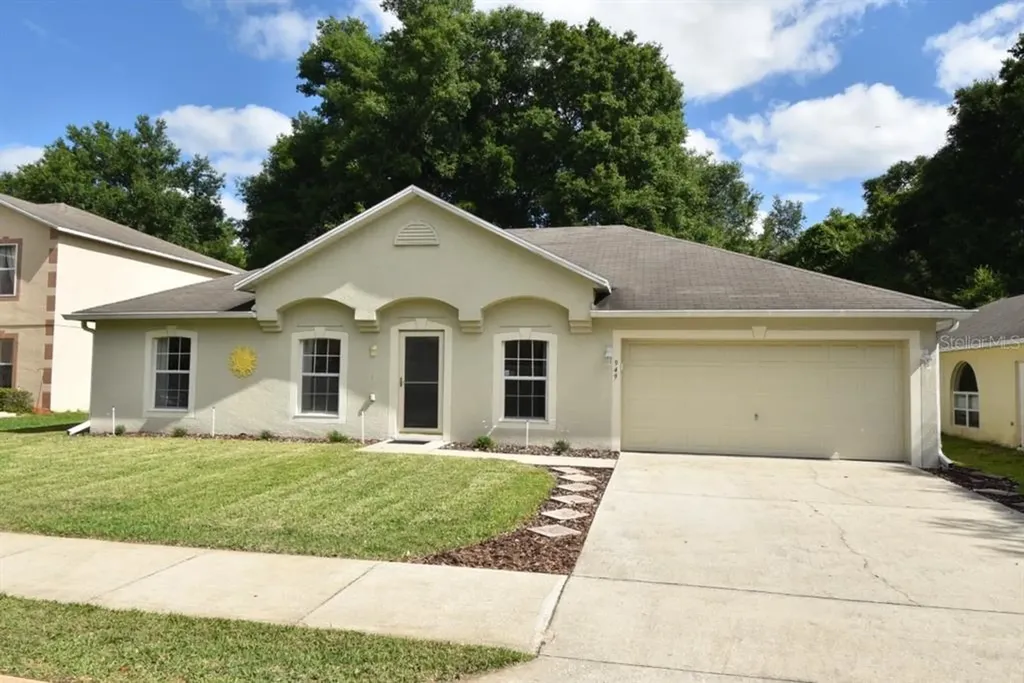 949 Cascades Park Trail Deland FL 32720