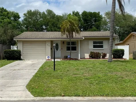 513 44th Avenue N St Petersburg FL 33703