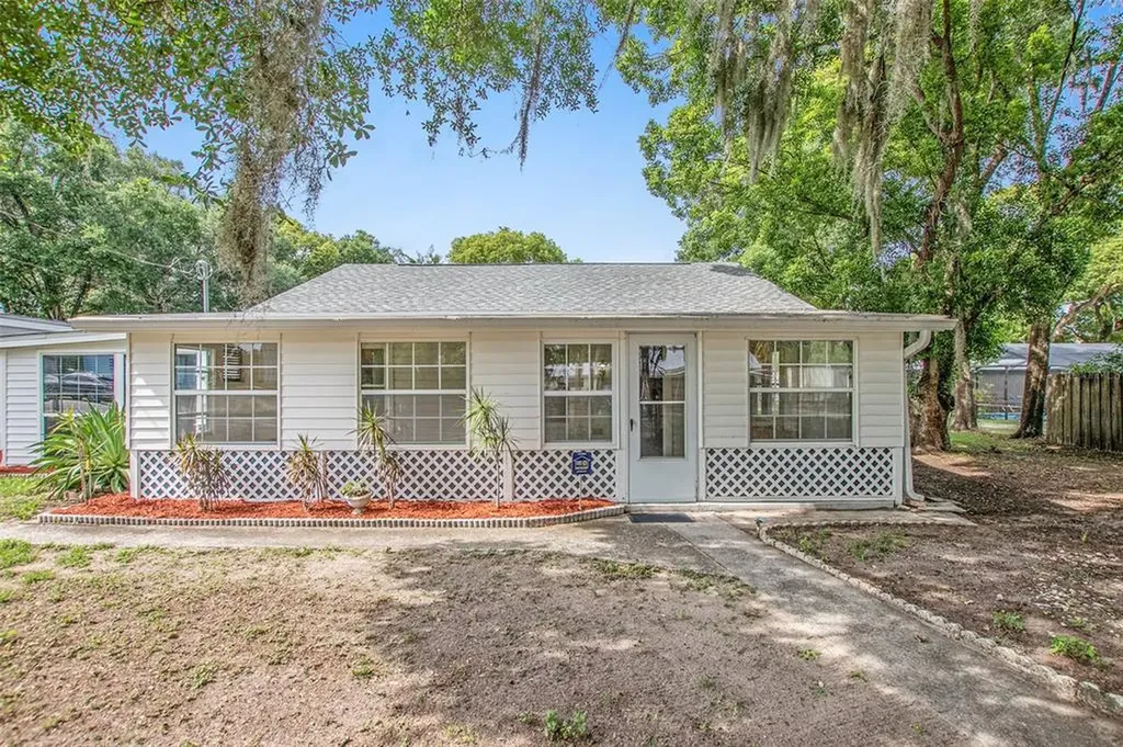 314 Virginia Avenue Seffner FL 33584