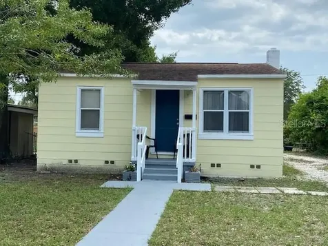 4662 13th Avenue S St Petersburg FL 33711