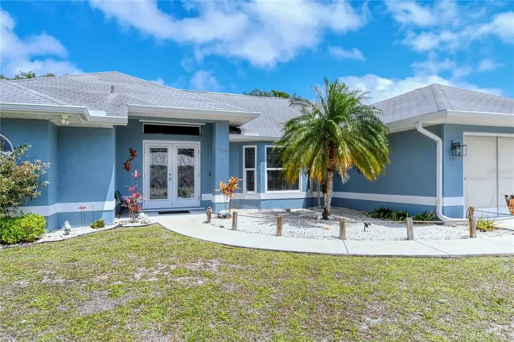 5611 Baylor Road Venice FL 34293