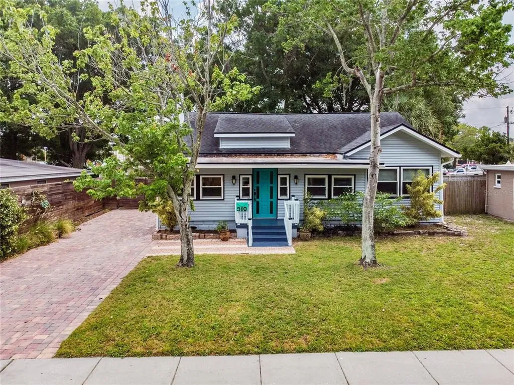 510 80th Avenue N St Petersburg FL 33702