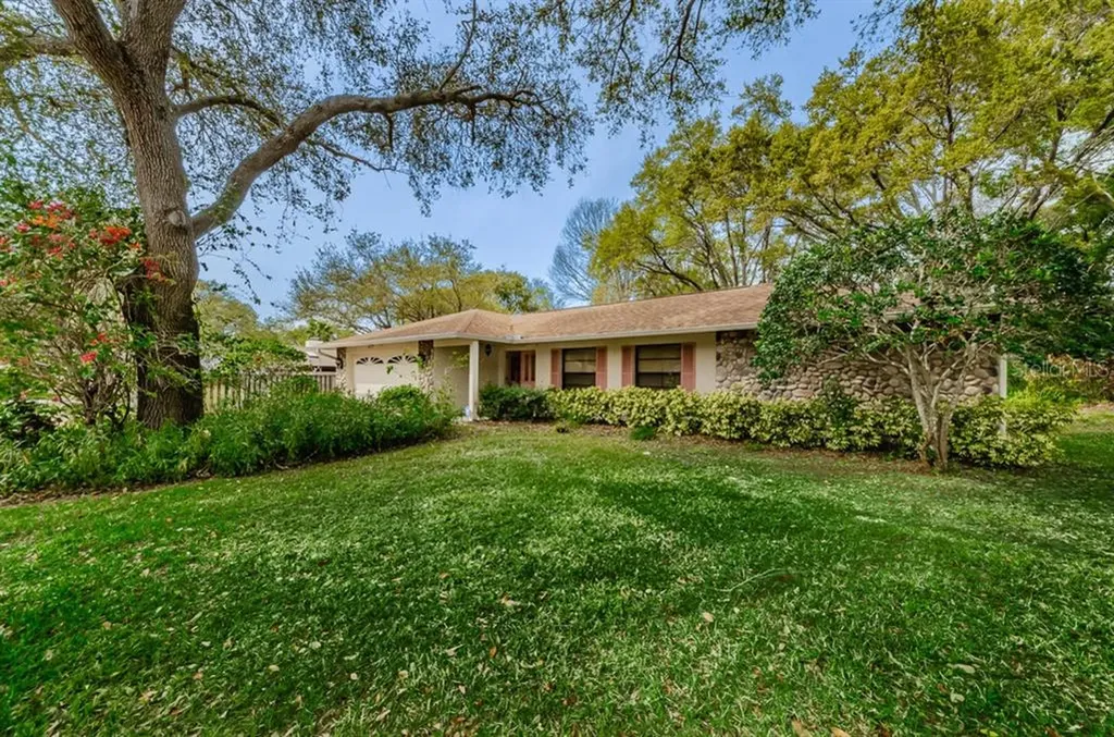 185 Woodcutter Lane Palm Harbor FL 34683