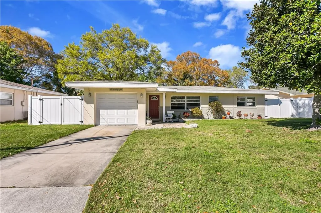 1078 Idlewild Drive N Dunedin FL 34698