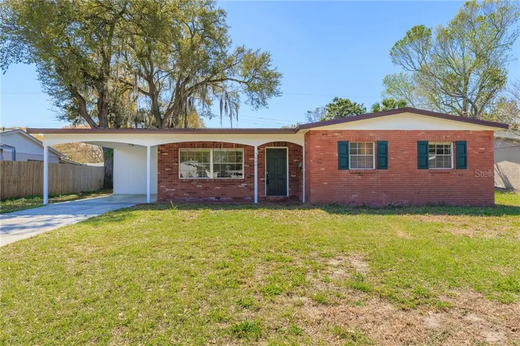 7606 W Hanna Avenue Tampa FL 33615