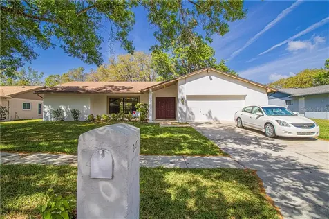 3807 Cloverhill Court Brandon FL 33511