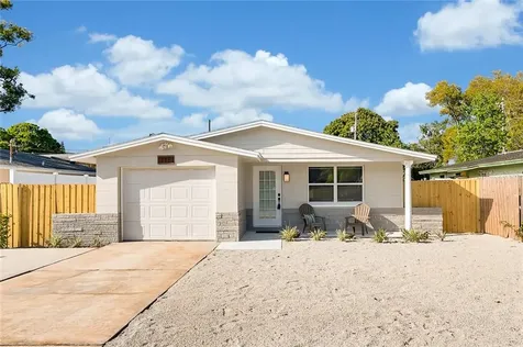 4113 34th Avenue N St Petersburg FL 33713