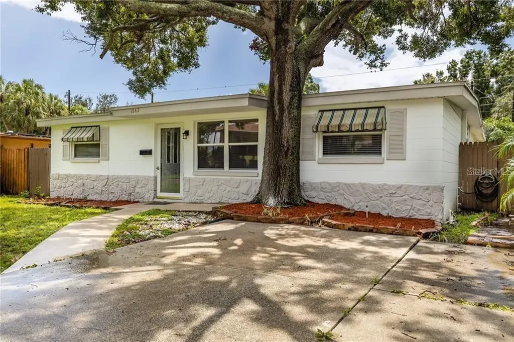 1842 Nevada Avenue NE St Petersburg FL 33703