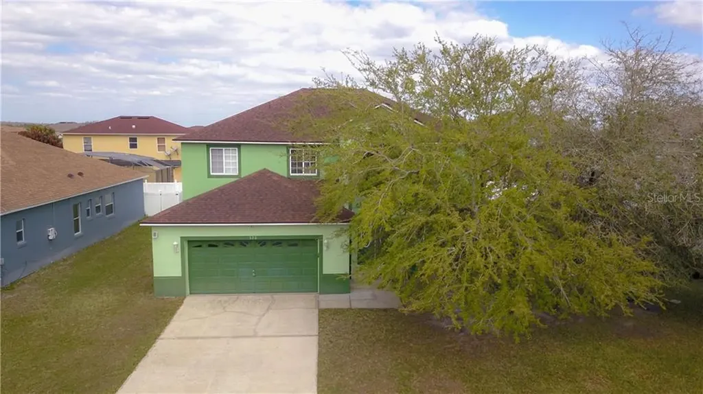 322 Aylesbury Court Kissimmee FL 34758