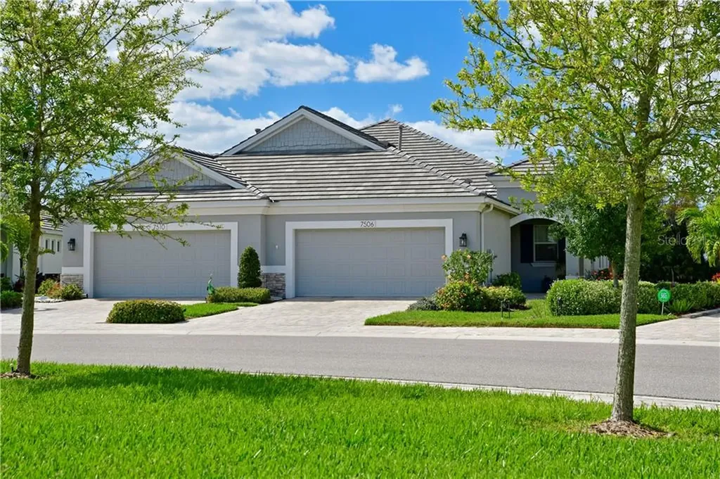 7506 Registrar Way Sarasota FL 34243