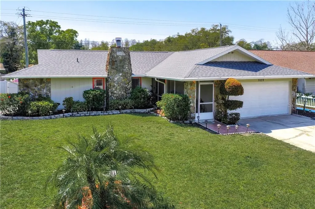 5528 Fulmar Drive Tampa FL 33625
