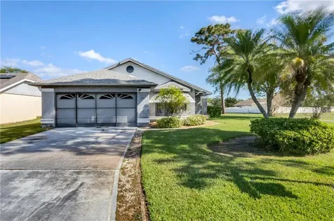 140 Teakwood Court Kissimmee FL 34743