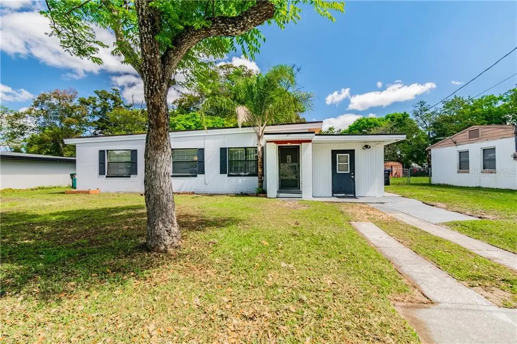 27 Redwood Drive Orlando FL 32807