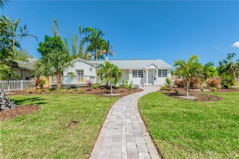 173 38th Avenue NE St Petersburg FL 33704