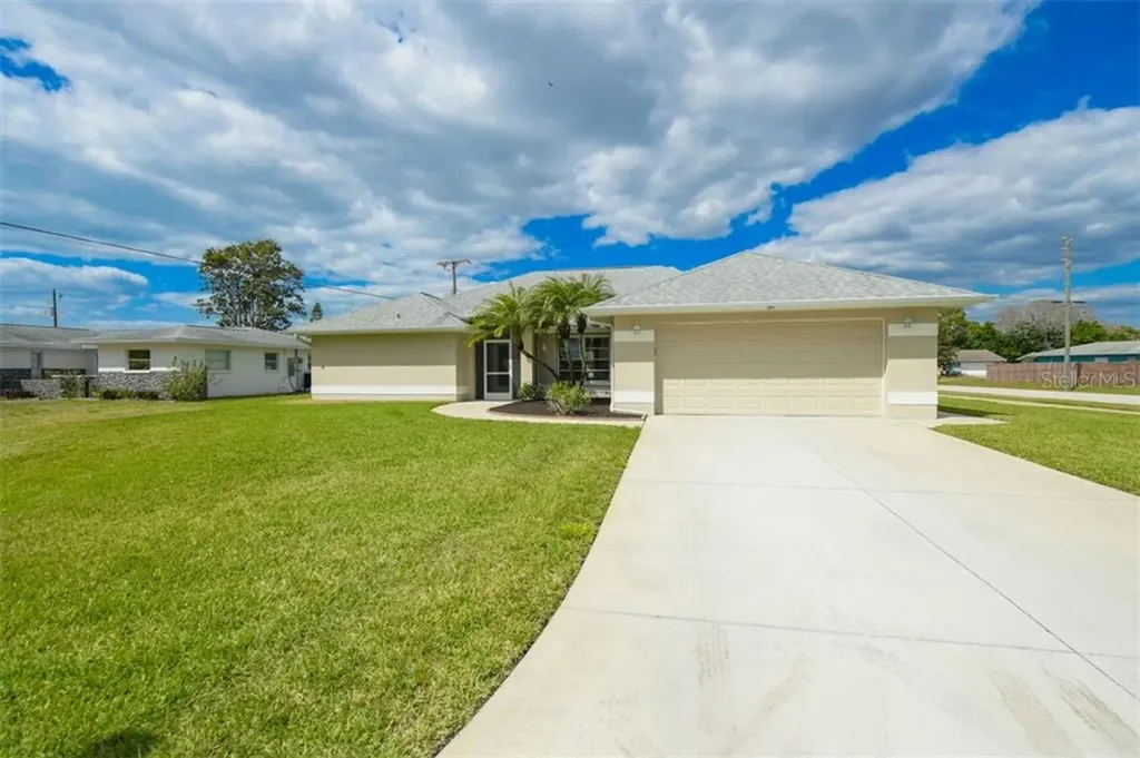 385 Pine Tree Road Venice FL 34293