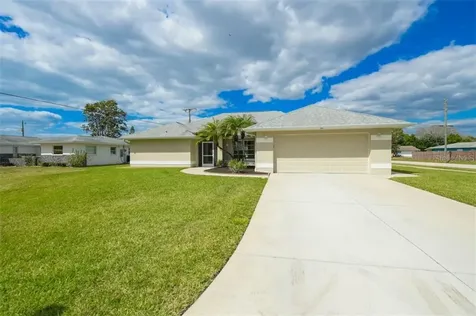385 Pine Tree Road Venice FL 34293