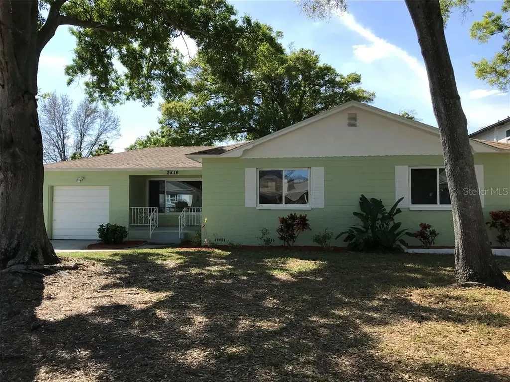 2416 51st Street N St Petersburg FL 33710