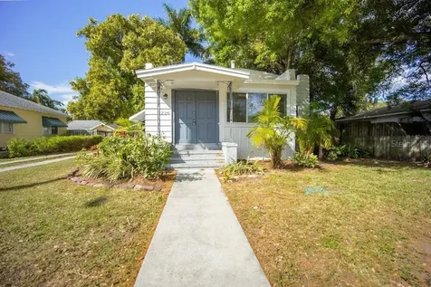 2226 17th Avenue W Bradenton FL 34205