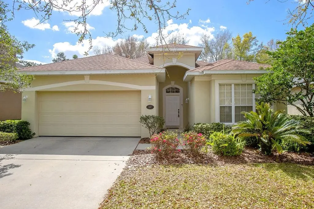 607 Ravenshill Way Deland FL 32724