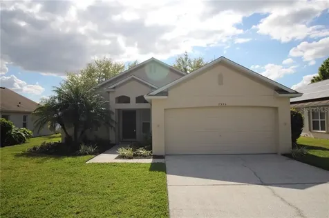 1535 Lake Villa Drive Tavares FL 32778