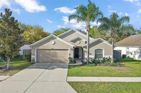 2372 Barons Court Tavares FL 32778