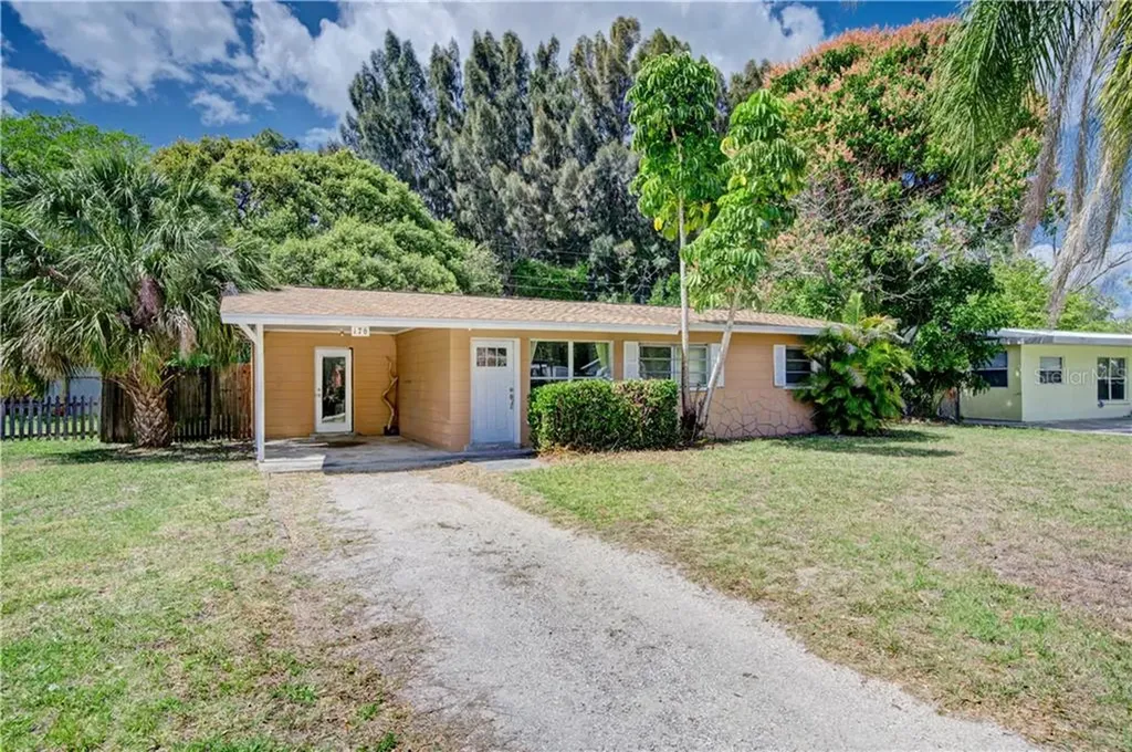 176 Hoosier Place Sarasota FL 34232