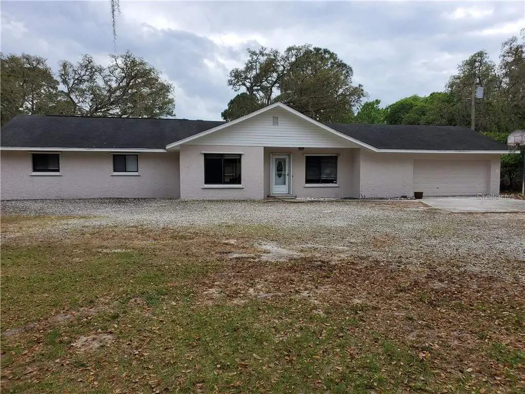 8594 Kiowa Trail Kissimmee FL 34747
