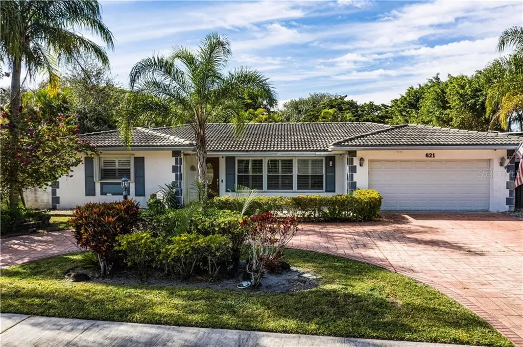 621 NW 70th Terrace Plantation FL 33317
