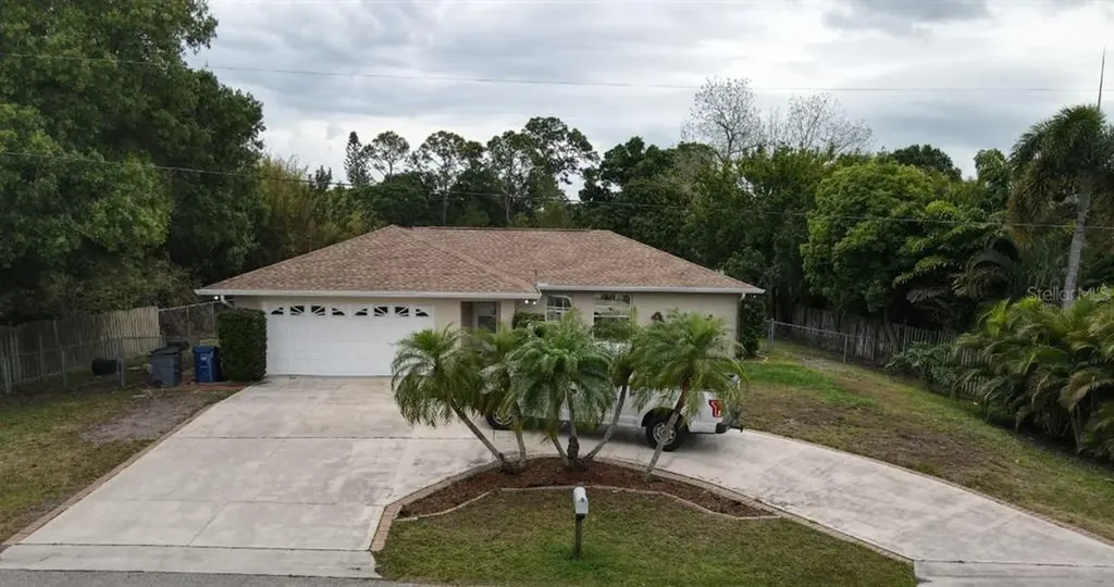 4781 Woodward Place Sarasota FL 34233