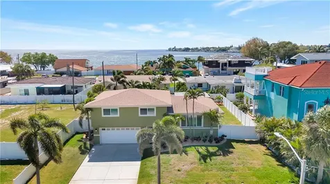 560 26th Avenue SE St Petersburg FL 33705