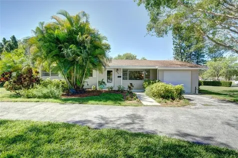 4650 Huntington Street NE St Petersburg FL 33703