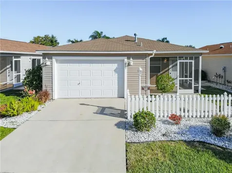 2699 Collington Drive The Villages FL 32162
