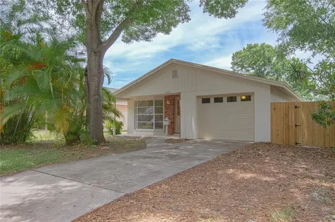 321 45th Avenue N St Petersburg FL 33703
