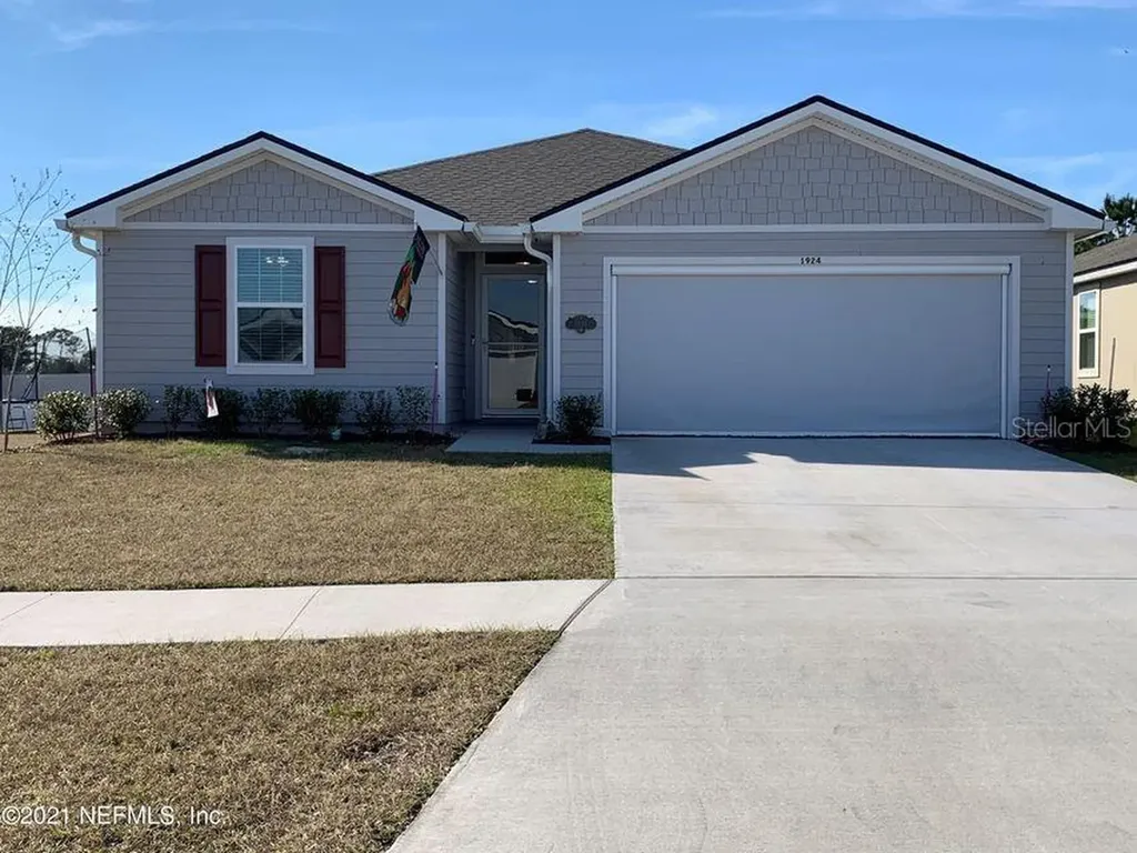 1924 Applegate Lane Middleburg FL 32068