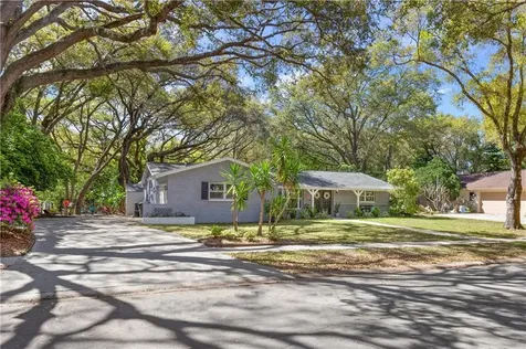 1945 La Grande Drive Dunedin FL 34698