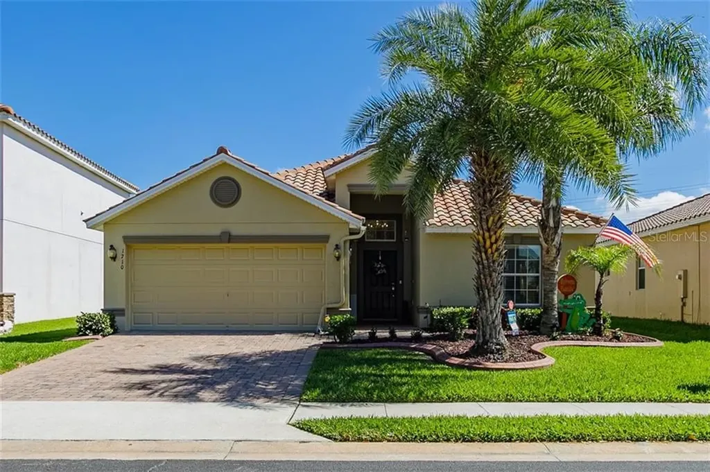 1710 Lake Side Avenue Davenport FL 33837