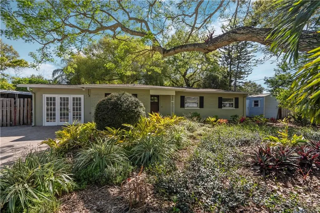 4322 S Thatcher Avenue Tampa FL 33611