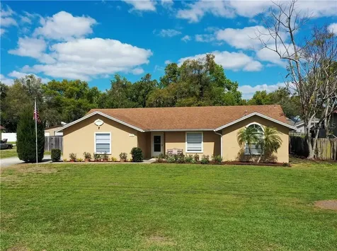 7115 Earlwood Avenue Mount Dora FL 32757