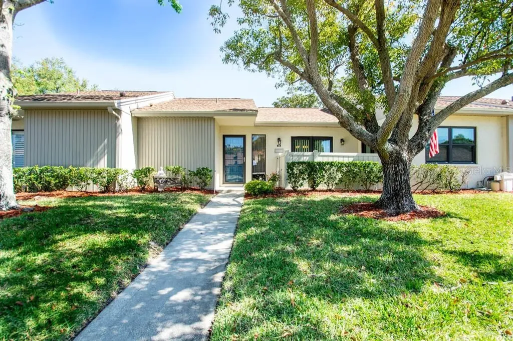 135 Poole Place Oldsmar FL 34677